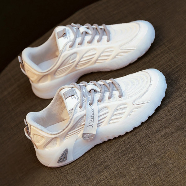 Női alkalmi fűzős tornacipő fehér színben