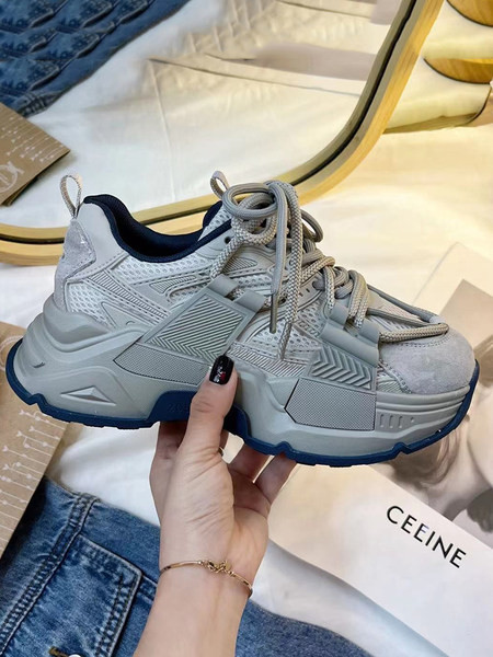 Alkalmi női tornacipő