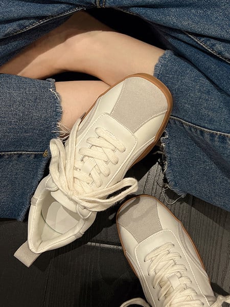 Naiste retro nöörkinnisega tossud