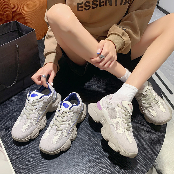 Adidasi de dama cu talpa aspra