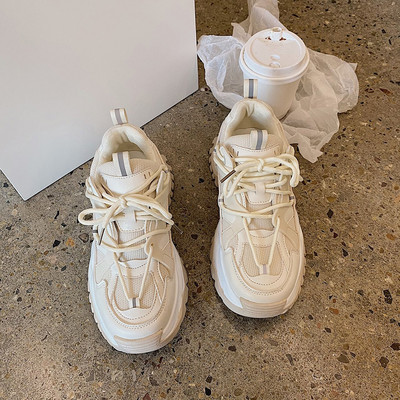 Kareda tallaga moodsate tossude uus mudel