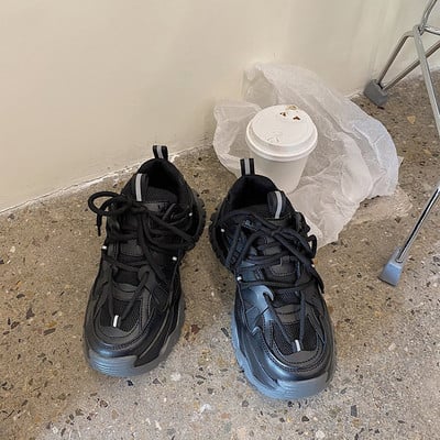 Kareda tallaga moodsate tossude uus mudel