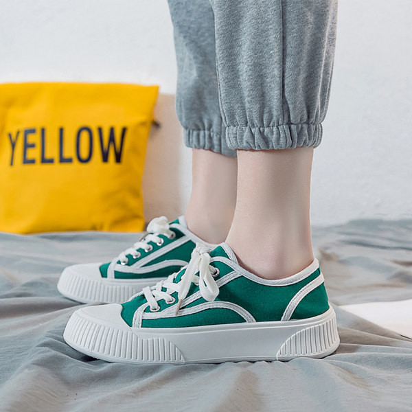 Paelte ja kõrge tallaga sporditossud