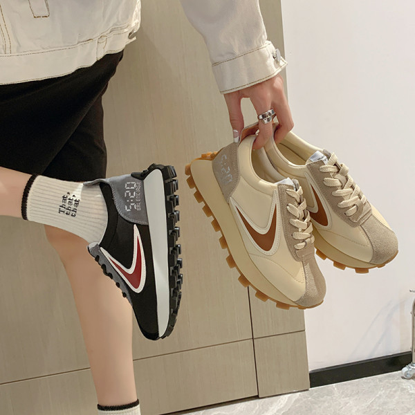 Naujo modelio rudeniniai moteriški sportbačiai