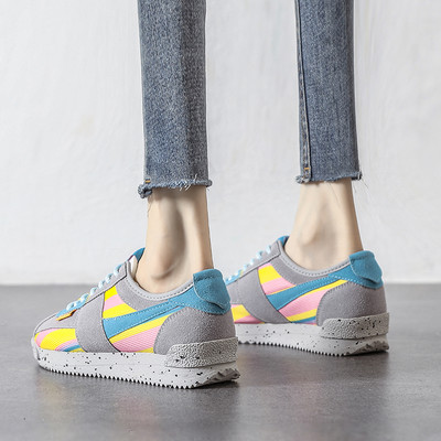 Moteriški eko zomšos sportiniai sportbačiai su raišteliais