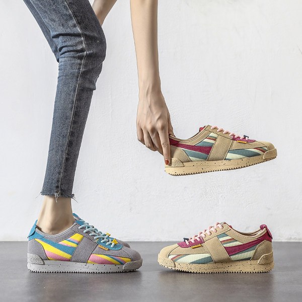 Moteriški eko zomšos sportiniai sportbačiai su raišteliais