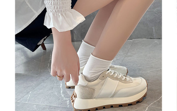 Uue mudeli kõrge kontsaga nööriga tossud naistele