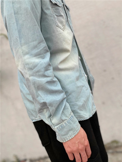Ανδρικό τζιν πουκάμισο με μακριά μανίκια, slim εφαρμογή