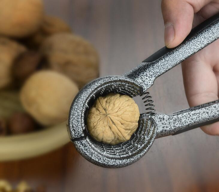 Кухненски щипка Инструмент Машина Клещи Sheller Crack Almond Pecan Filbert Орех Орех Лешник Лешник Крекер Лешникотрошачка Скоба