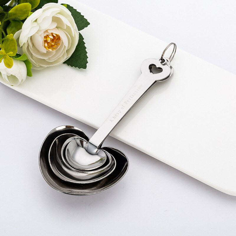 10 σετ=40 τμχ Μπομπονιέρες γάμου Love από Simply Elegant μεζούρα από ανοξείδωτο ατσάλι σε σχήμα καρδιάς σε λευκό κουτί δώρου Δωρεάν αποστολή