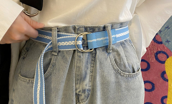 Ženski tekstilni remen sa metalnom kopčom u više boja