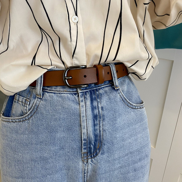 Ženski remen od eko kože sa metalnom kopčom, čist model