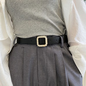 Ženski elegantni remen s četvrtastom kopčom i ukrasnim kamenčićima