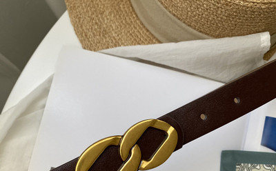 Novi model ženskog kožnog remena u crno-braon boji