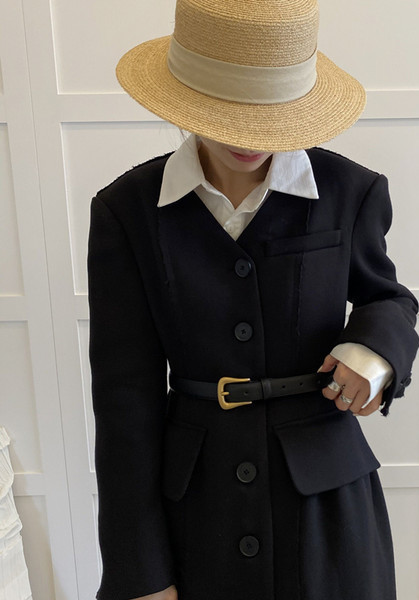 Novi model ženskog kožnog remena crne boje