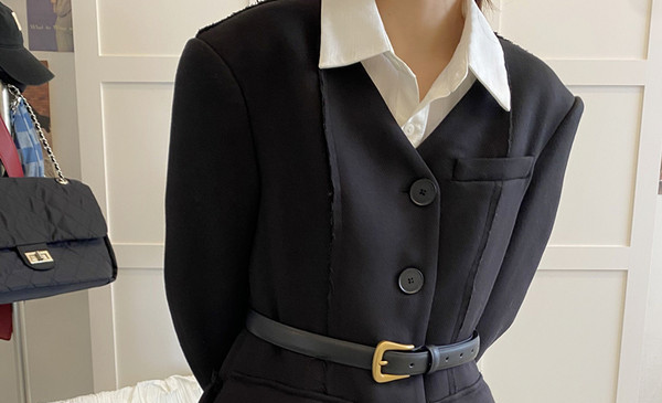 Novi model ženskog kožnog remena crne boje