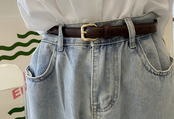 Tanak remen za žene u retro stilu