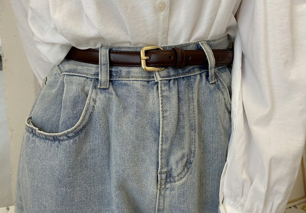 Tanak remen za žene u retro stilu