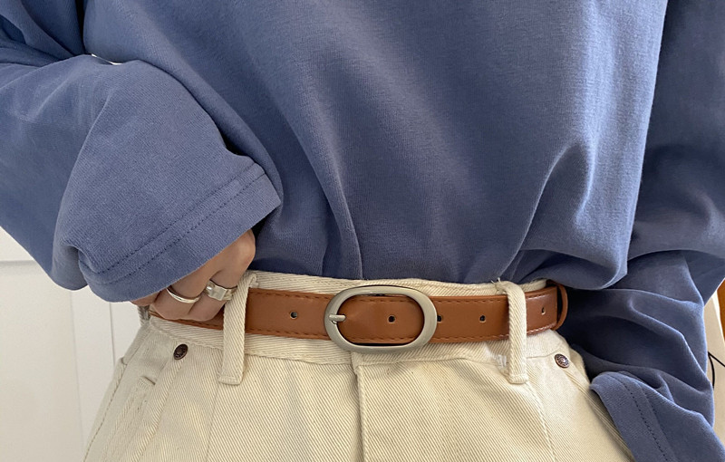 Ženski casual remen od eko kože sa metalnom kopčom