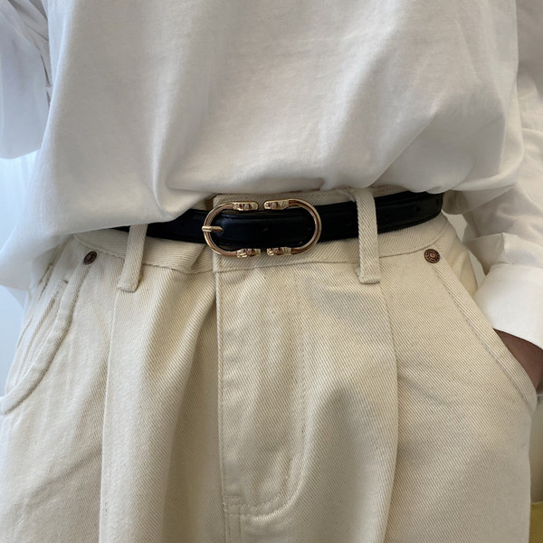 Ležerni remen s kopčom od eko kože za žene