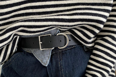 Ženski moderan remen s dvostrukom metalnom kopčom