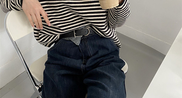 Ženski moderan remen s dvostrukom metalnom kopčom