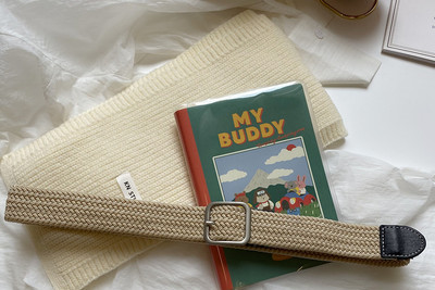 Tekstilni ženski remen sa metalnom kopčom u više boja