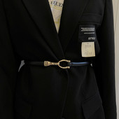 Tanki ženski remen od umjetne kože sa metalnim elementom