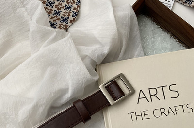 Ženski remen od eko kože