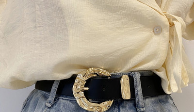 Ženski retro remen od eko kože sa metalnom kopčom