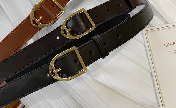 Novi model ženskog remena od eko kože sa kopčom