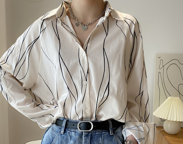 Ženski kožni remen sa - metalnim elementom