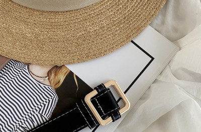 Ženski remen od umjetne kože s kopčom