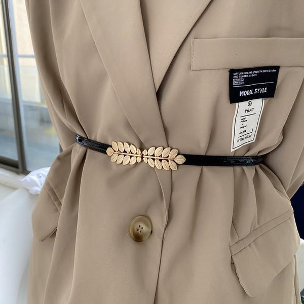 Ženski elegantni remen sa ukrasnim elementom