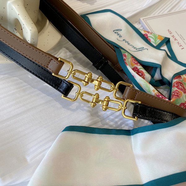 Ženski elegantni remen s metalnom kopčom