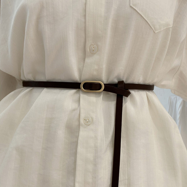 Tanki ženski remen od eko kože s ovalnom kopčom