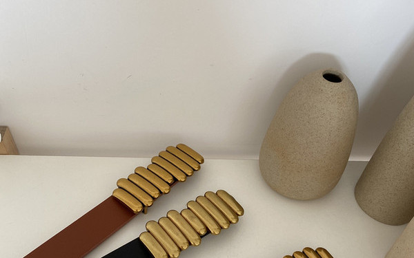 Novi model ženskog remena od umjetne kože - retro stil