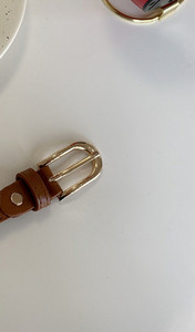 Novi model ženskog kožnog remena sa kopčom