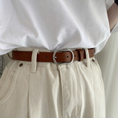 Čist model ženskog remena od umjetne kože