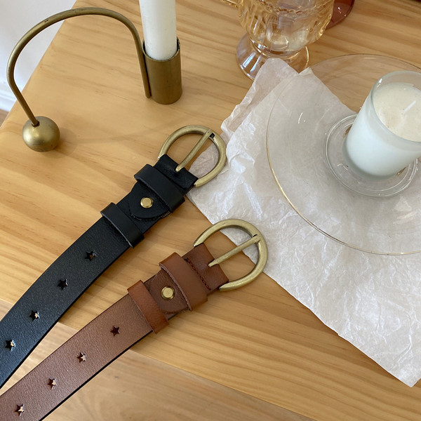 Ženski kožni remen sa okruglom kopčom