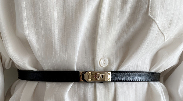 Cureaua eleganta de dama - pentru talie