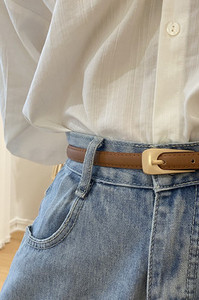 Cureaua subtire eleganta - model curat