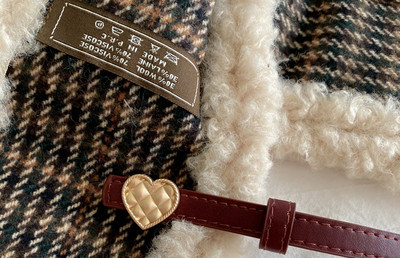 Elegantan tanki remen sa srcem