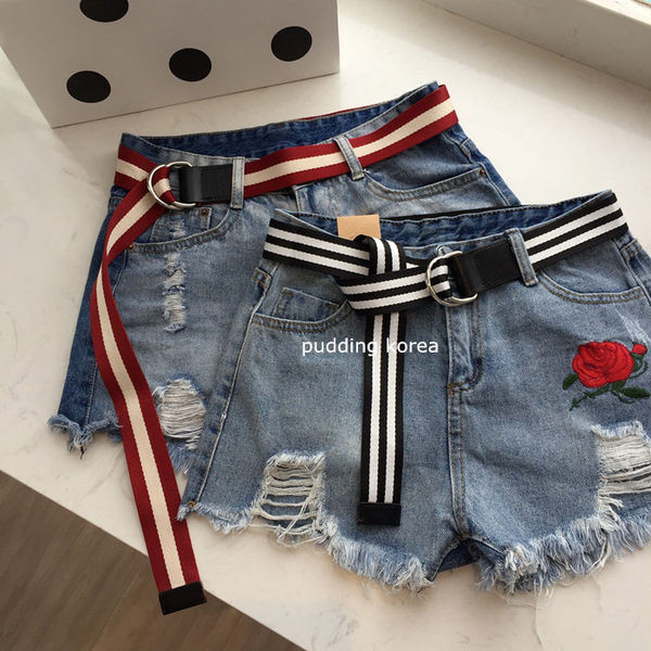 Novi model ženskog remena na pruge