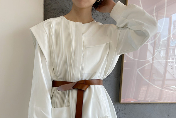 Čist model ženskog remena