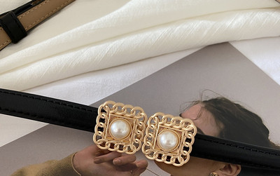 Cureaua de dama eleganta cu perle