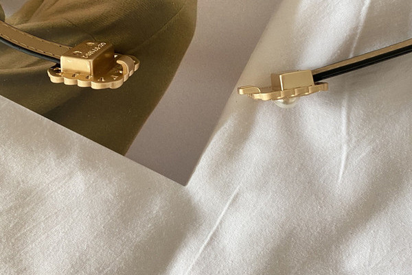 Elegantan ženski remen sa biserima