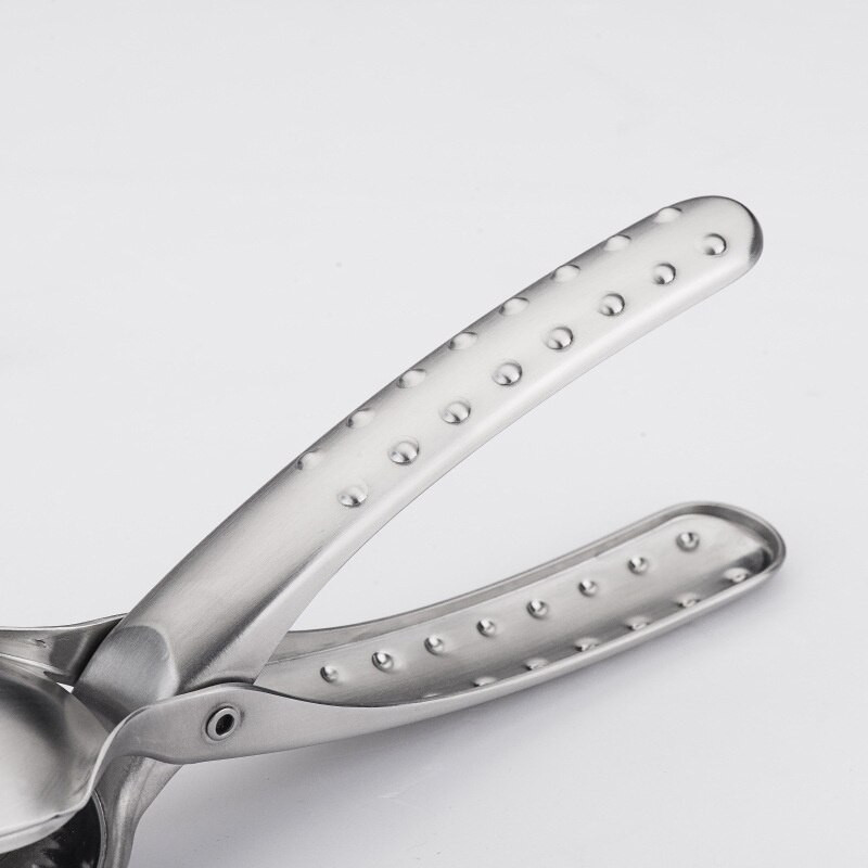 Višenamjenski prijenosni razbijač oraha Kuhinjski pribor Alat za ljuštenje Kliješta za otvaranje oraha Metalni otvarač za orahe Kuhinjski pribor