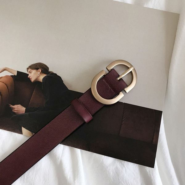 Ženski remen s podesivom kopčom