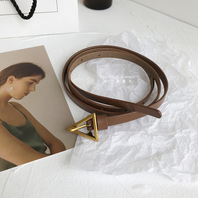 Tanak ženski remen s trokutastom kopčom